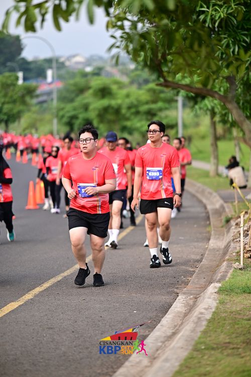 Race photo from CISANGKAN KBP CITY RUN 2025