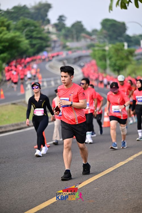 Race photo from CISANGKAN KBP CITY RUN 2025