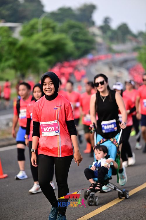 Race photo from CISANGKAN KBP CITY RUN 2025