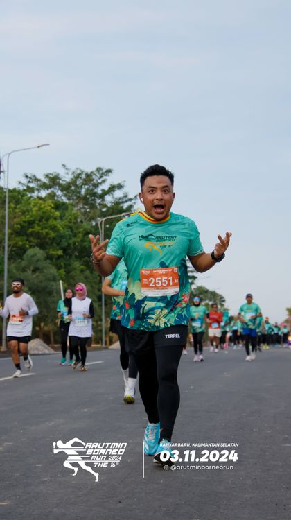 Race photo from Arutmin Borneo Run 2024