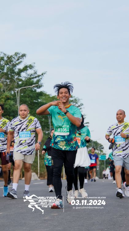 Race photo from Arutmin Borneo Run 2024