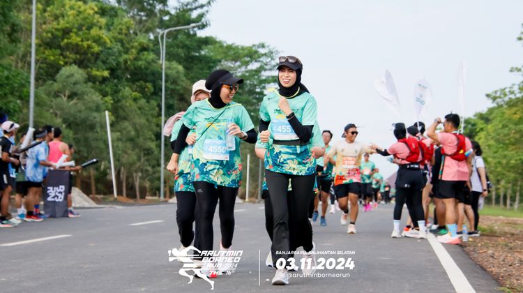 Race photo from Arutmin Borneo Run 2024
