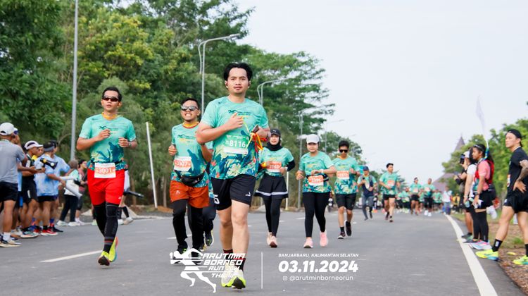 Race photo from Arutmin Borneo Run 2024