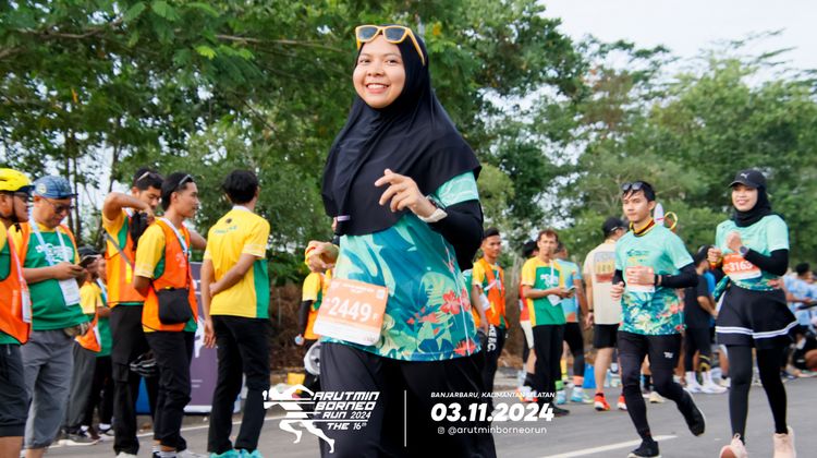 Race photo from Arutmin Borneo Run 2024
