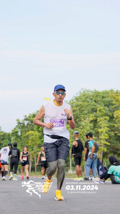 Race photo from Arutmin Borneo Run 2024