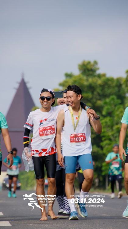 Race photo from Arutmin Borneo Run 2024