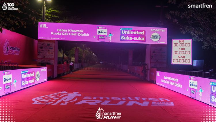 Race photo from Smartfren Run 2025 