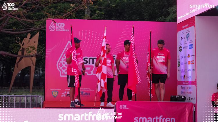 Race photo from Smartfren Run 2025 
