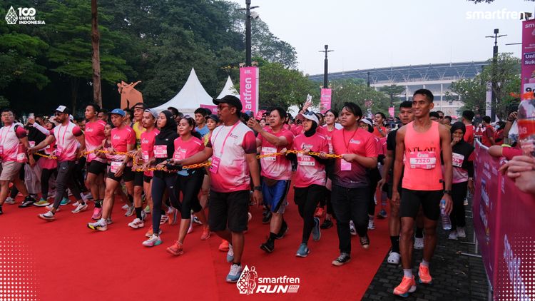 Race photo from Smartfren Run 2025 