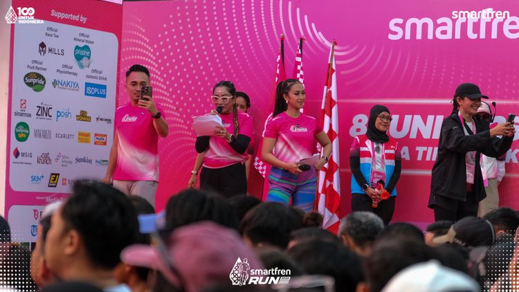 Race photo from Smartfren Run 2025 
