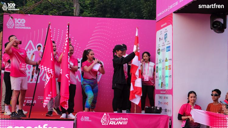 Race photo from Smartfren Run 2025 