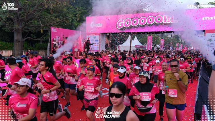 Race photo from Smartfren Run 2025 
