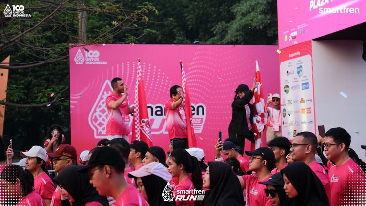 Race photo from Smartfren Run 2025 
