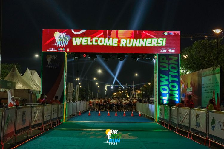 Race photo from PIK NITE RUN 2025