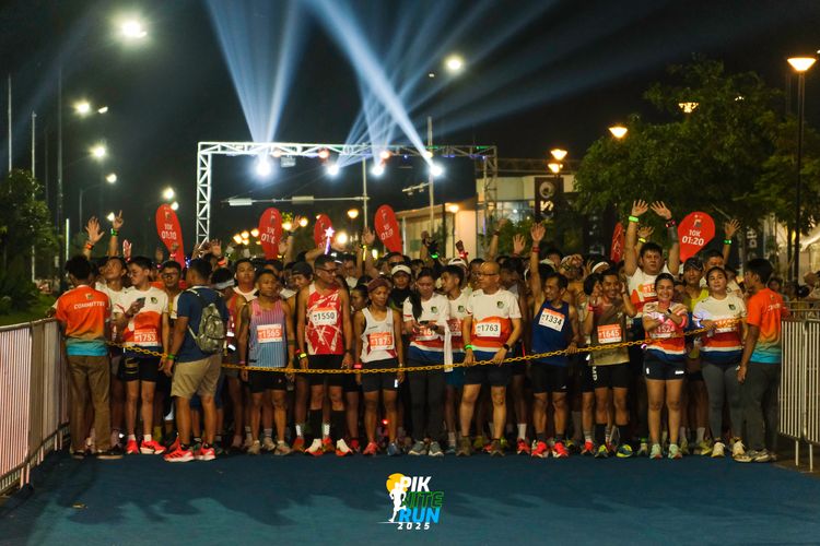 Race photo from PIK NITE RUN 2025