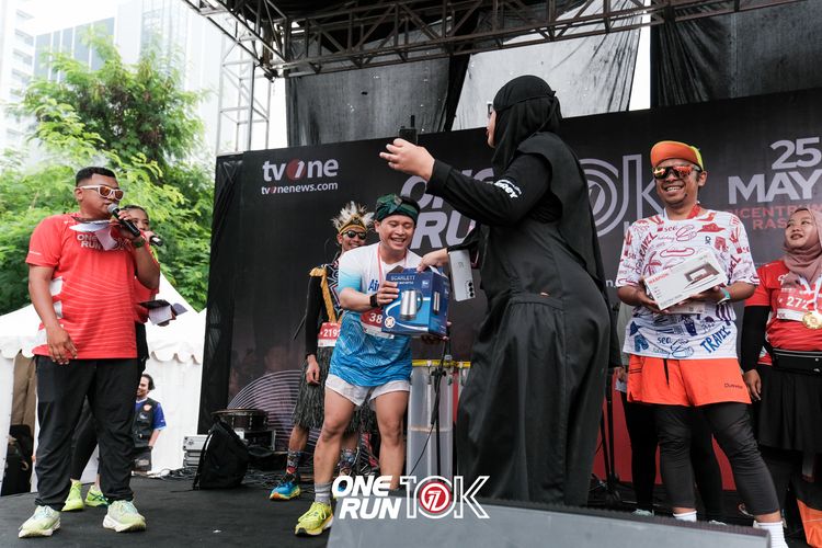 Race photo from ONE RUN 10K 2025