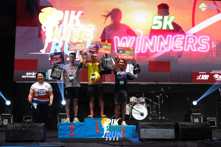 Race photo from PIK NITE RUN 2025