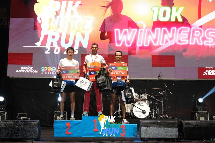 Race photo from PIK NITE RUN 2025