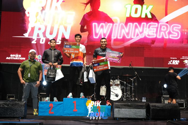 Race photo from PIK NITE RUN 2025