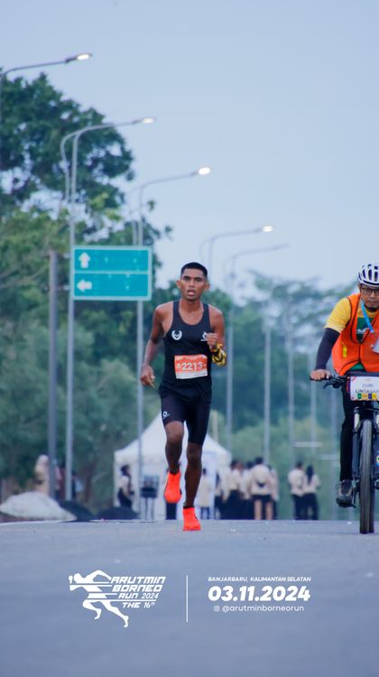 Race photo from Arutmin Borneo Run 2024