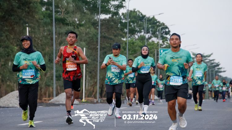 Race photo from Arutmin Borneo Run 2024