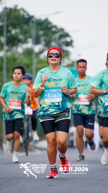 Race photo from Arutmin Borneo Run 2024