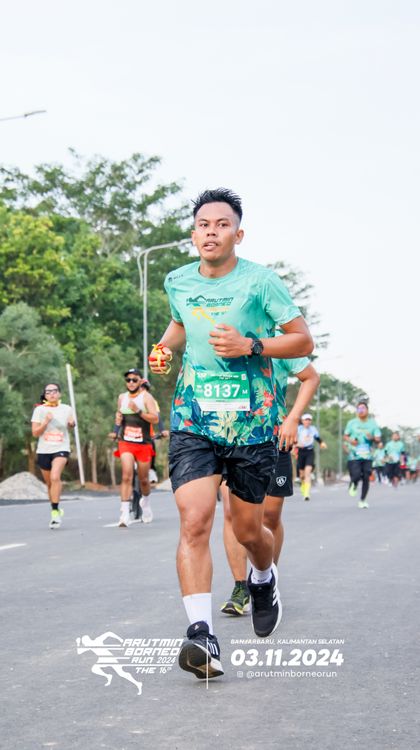 Race photo from Arutmin Borneo Run 2024