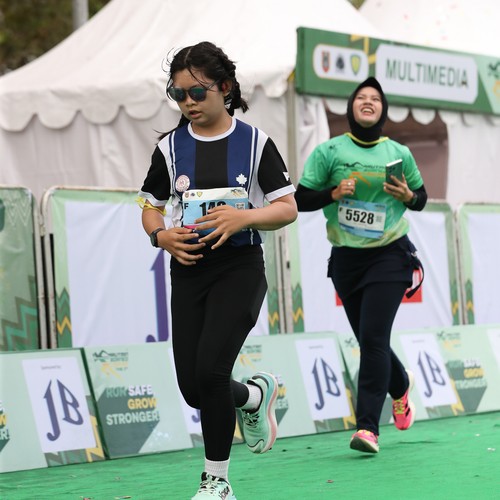 Race photo from ARUTMIN BORNEO RUN 2025