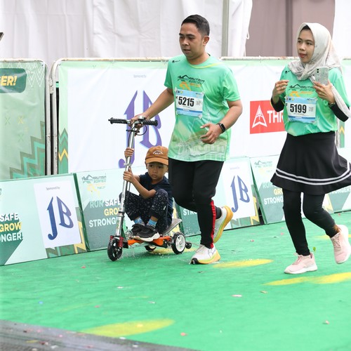 Race photo from ARUTMIN BORNEO RUN 2025