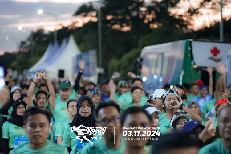 Race photo from Arutmin Borneo Run 2024