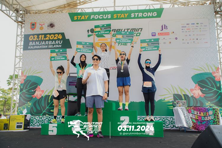 Race photo from Arutmin Borneo Run 2024