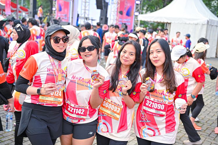 Race photo from NOTARACE 2025