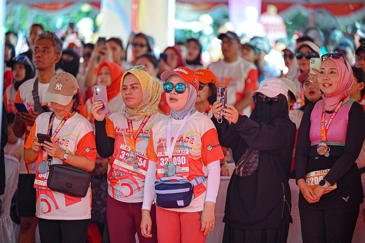 Race photo from NOTARACE 2025