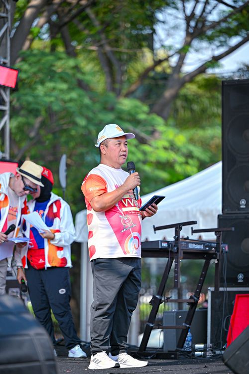 Race photo from NOTARACE 2025