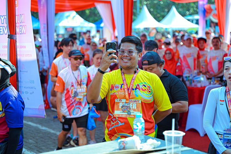 Race photo from NOTARACE 2025