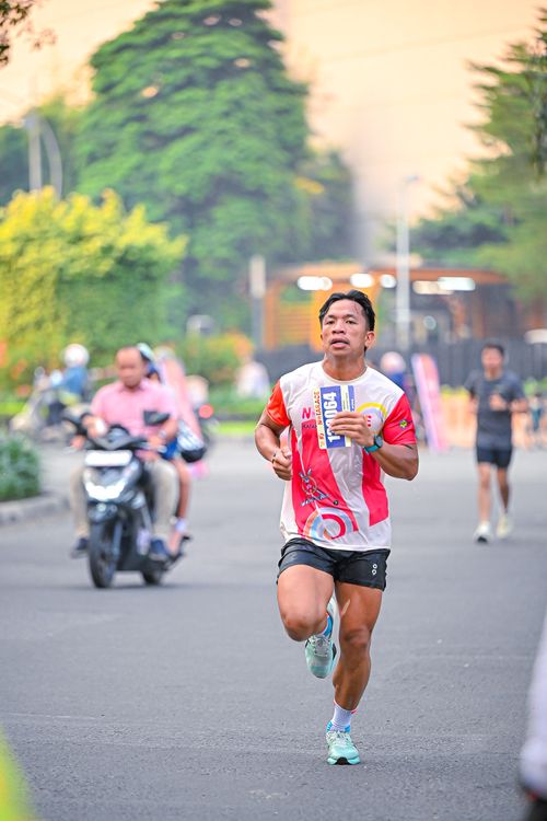 Race photo from NOTARACE 2025