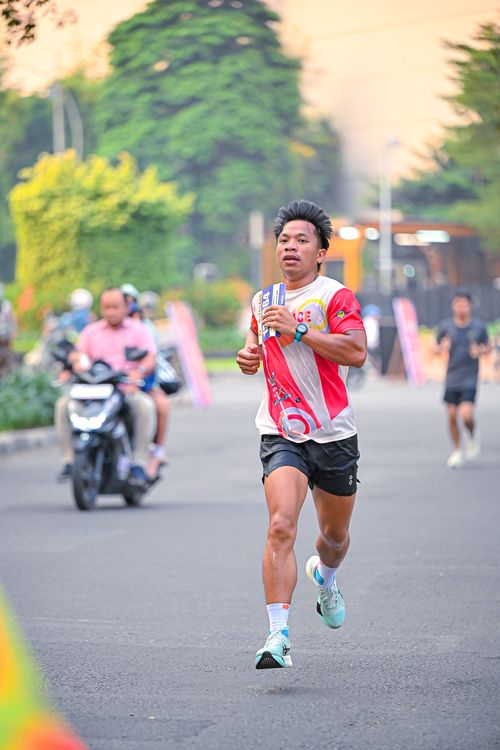 Race photo from NOTARACE 2025