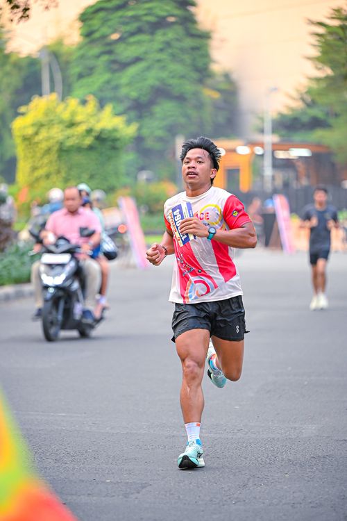 Race photo from NOTARACE 2025
