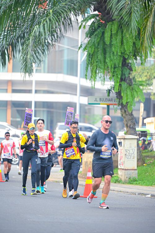 Race photo from NOTARACE 2025