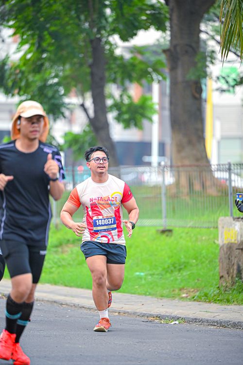 Race photo from NOTARACE 2025