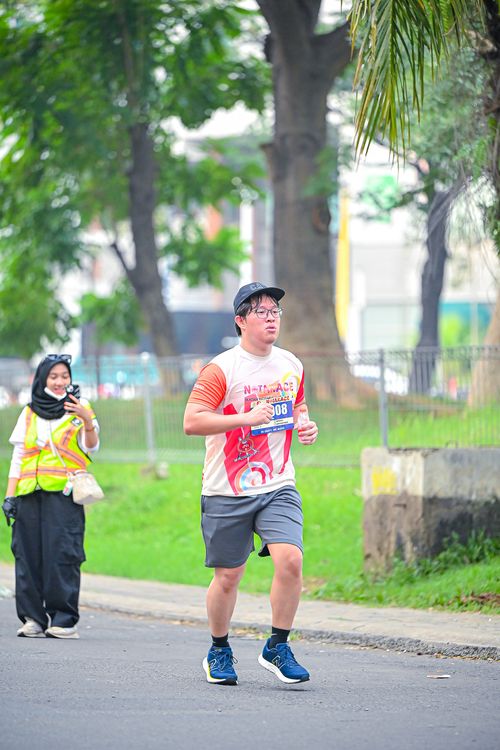 Race photo from NOTARACE 2025