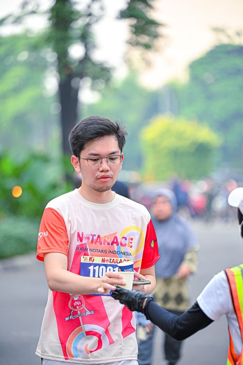 Race photo from NOTARACE 2025