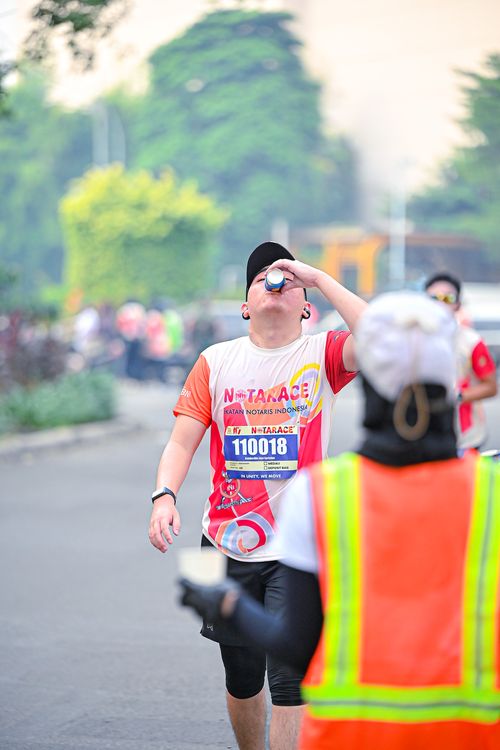 Race photo from NOTARACE 2025