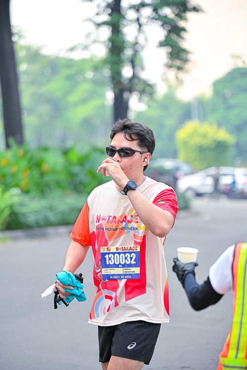 Race photo from NOTARACE 2025