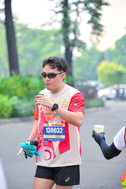 Race photo from NOTARACE 2025