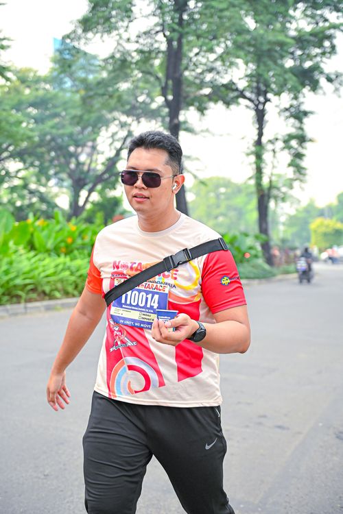 Race photo from NOTARACE 2025