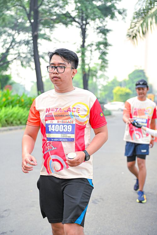 Race photo from NOTARACE 2025