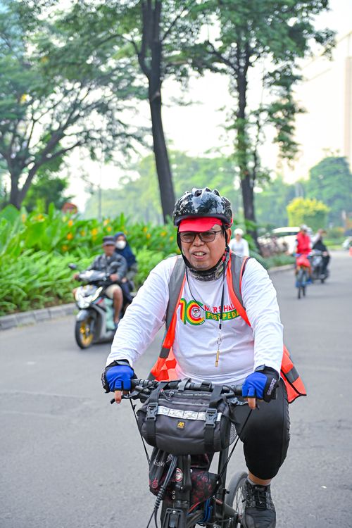 Race photo from NOTARACE 2025