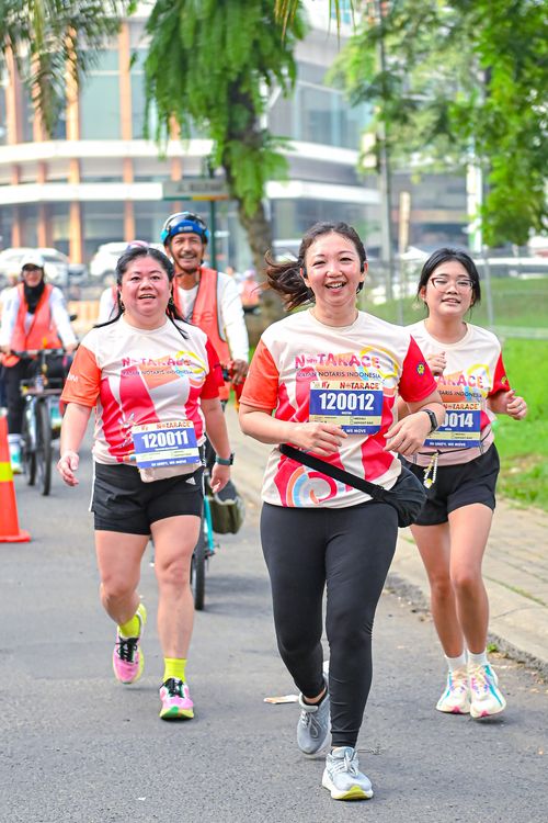 Race photo from NOTARACE 2025
