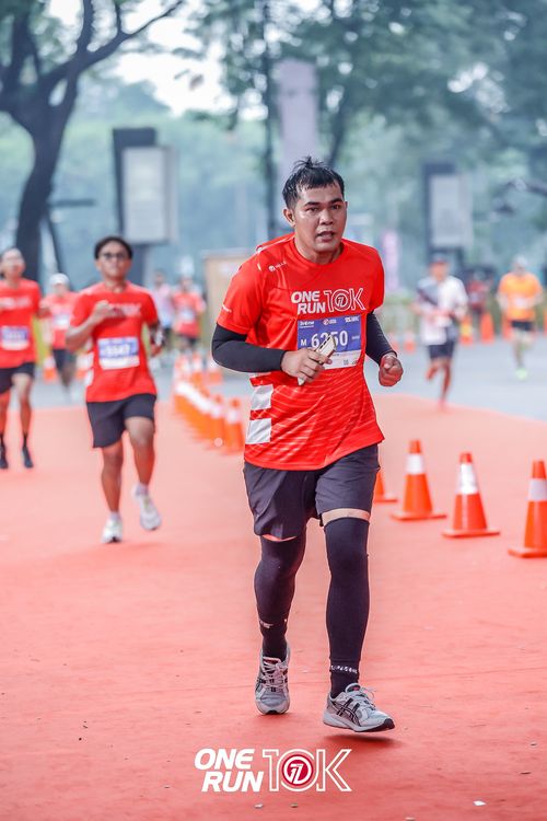 Race photo from ONE RUN 10K 2025